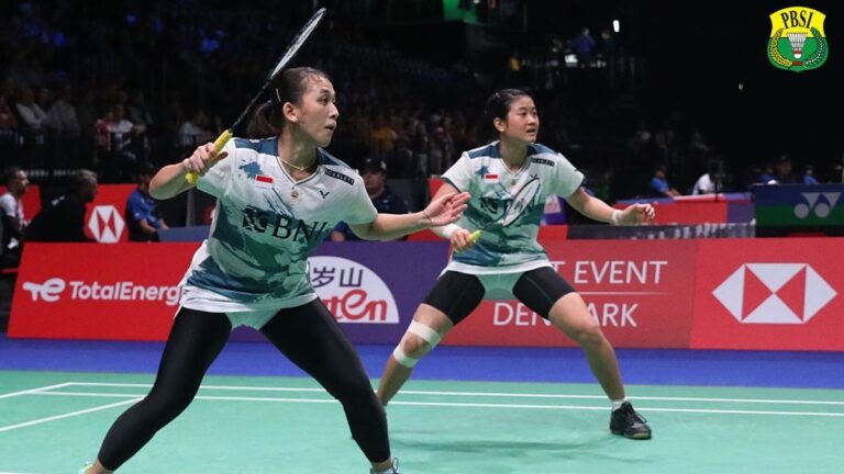 Ganda putri Indonesia, Febriana/Amalia. (Foto: Twitter/@INABadminton)