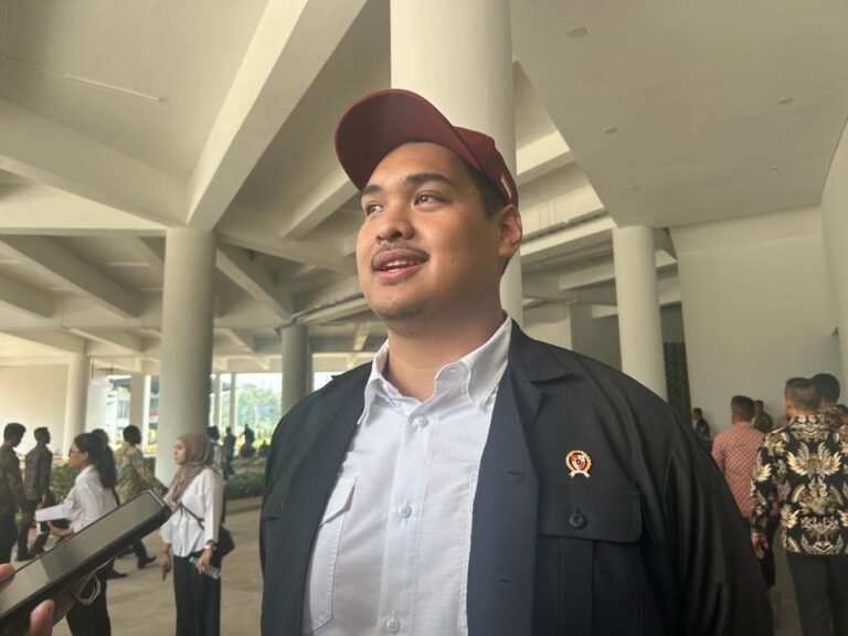 Menpora Dito Ariotedjo saat ditemui usai launching Indonesia Arena di Kompleks Stadion Gelora Bung Karno, Jakarta. (Istimewa)