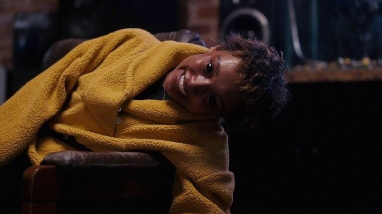 Sophie Wilde sebagai Mia di film "Talk To Me" (Photo: A24)