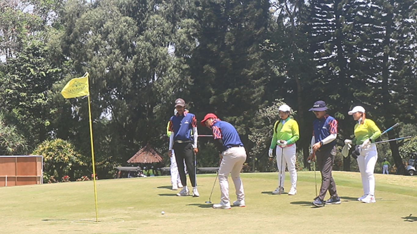 urnamen Golf Terbuka KAFEGAMA 2023, Kukuhkan Ikatan Kekeluargaan Alumni FEB UGM (Photo: Antok Wesman)