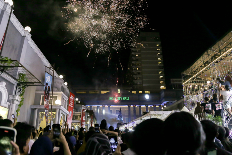 Perayaan Tahun Baru di Jogja City Mall