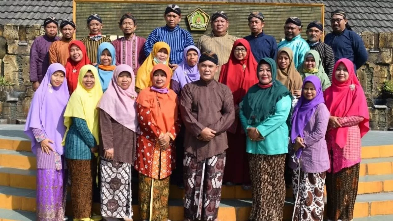 Asal Usul Baju Gagrak Yogyakarta wajib digunakan Kamis Pon