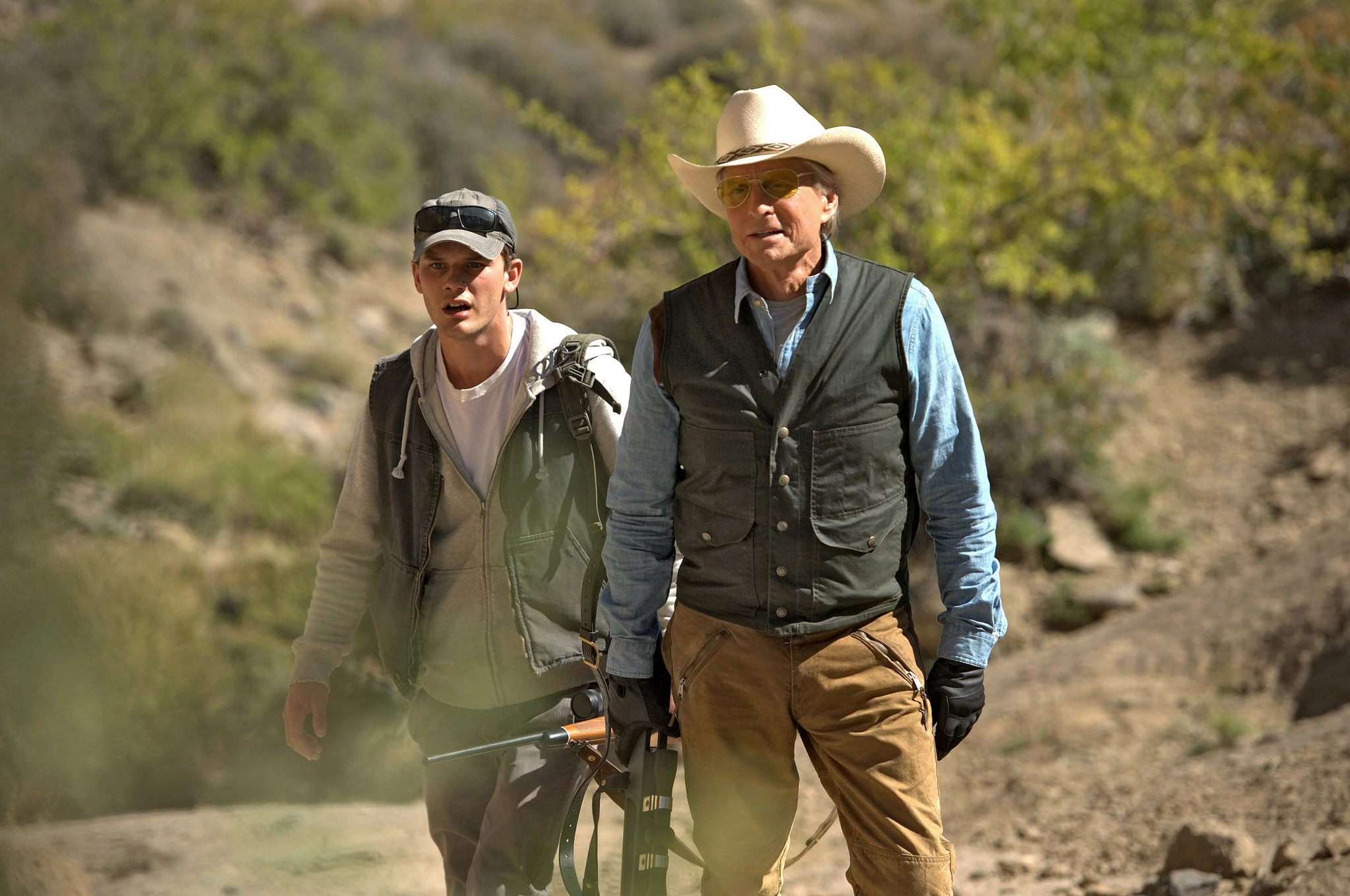 Beyond The Reach adalah sebuah film thriller Beyond The Reach adalah sebuah film thriller yang disutradarai oleh Jean-Baptiste Leonetti