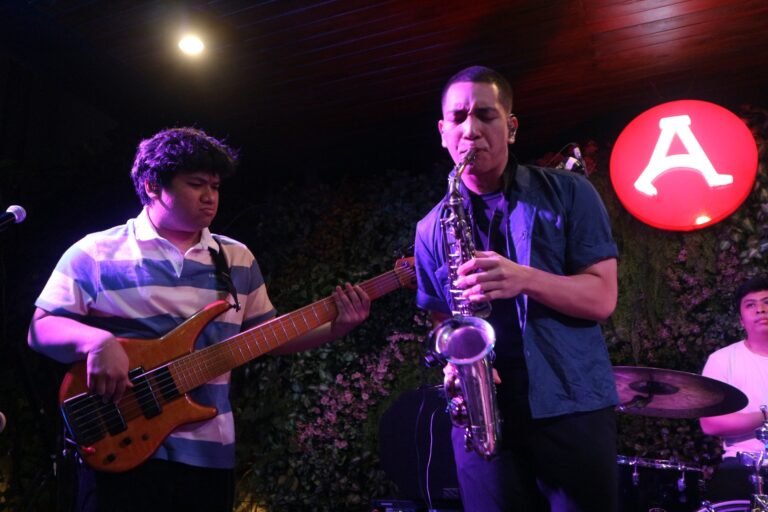 SENYAM SENYUM TOUR JOGJA RAFI SUDIRMAN