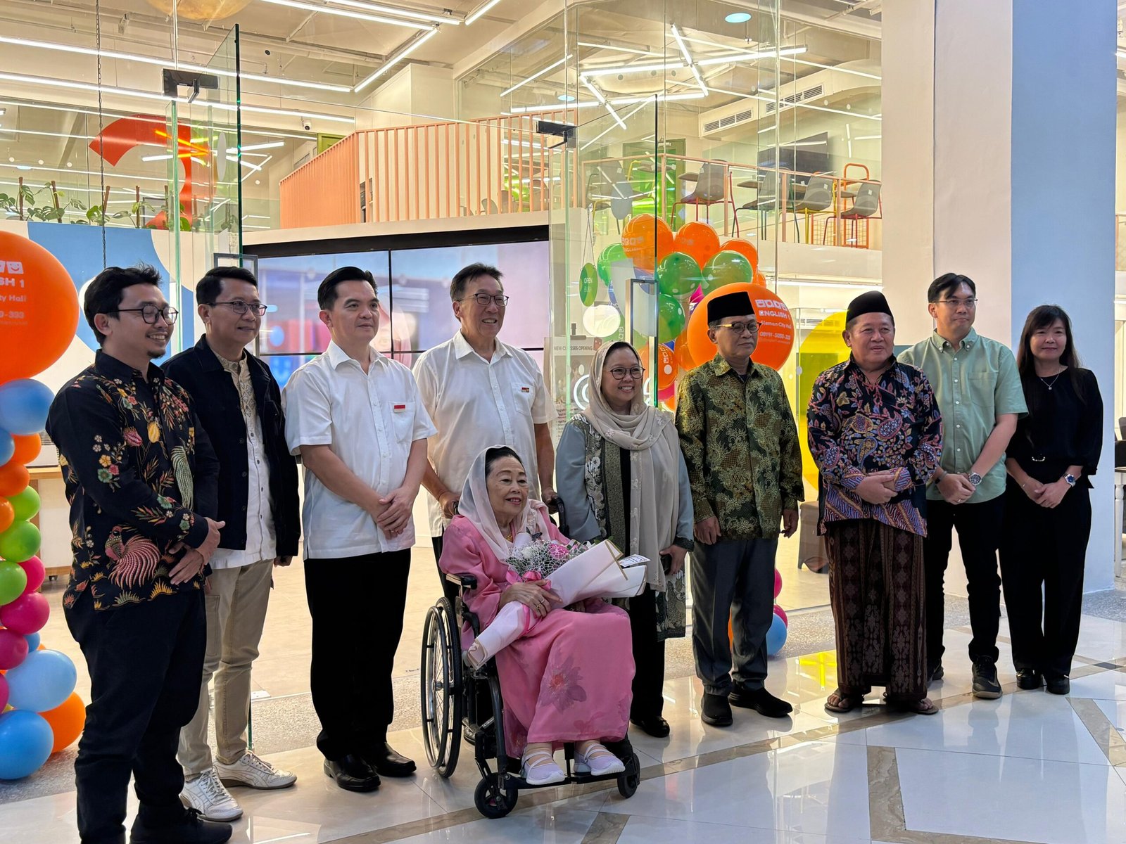 Peresmian English 1 Cabang Sleman City Hall