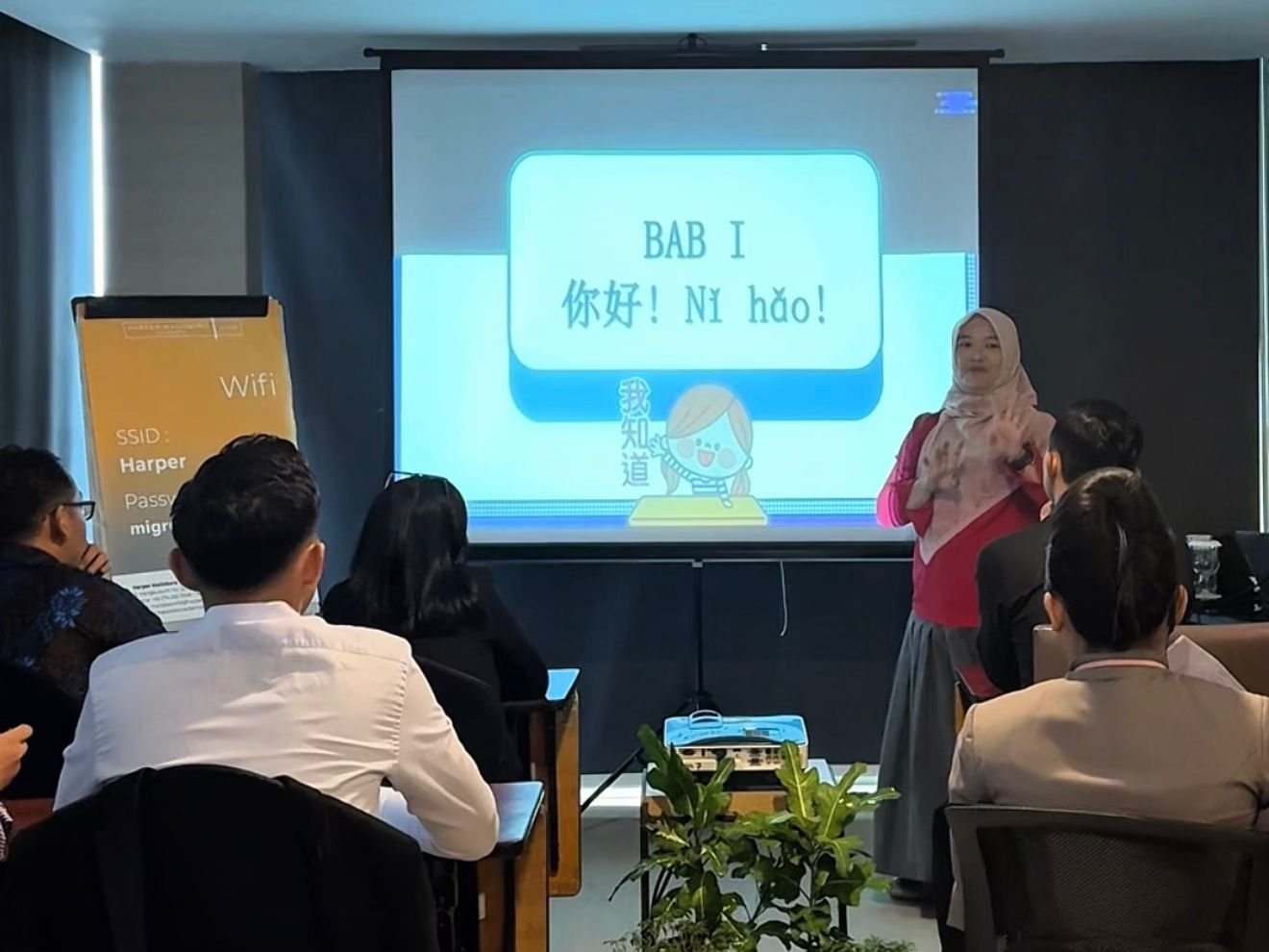 Harper Malioboro Yogyakarta Tingkatkan Kualitas Pelayanan Lewat Pelatihan Bahasa Mandarin