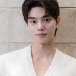 Song Kang Jadwalkan Fan Meeting Usai Wajib Militer