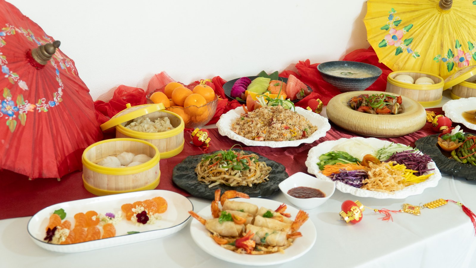 Innside By Melia Yogyakarta hadirkan "A Taste of Prosperity" saat Imlek.